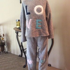 NWT Jaclyn Intimates Grey Fleece Pajama Set